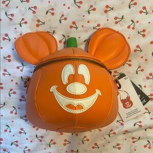 NWT Loungefly Disney Mickey Mouse Jack-O-Lantern Crossbody